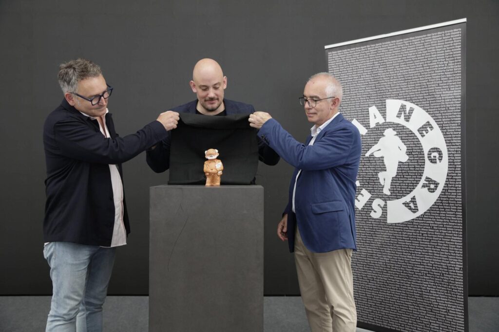 Semana Negra 2025: Un Homenaje Literario a Ángel González en Gijón