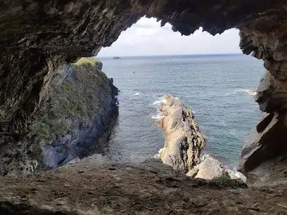 A Cova da Doncela Viveiro: ¿Qué hace única a esta cueva mágica de Lugo?