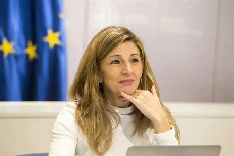 Ayuda 200 euros al mes por hijo: requisitos, plazos y compatibilidad con el Ingreso Mínimo Vital