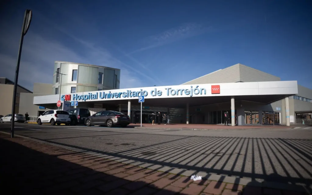Controversia en el Hospital de Torrejón: Gestión y Listas de Espera en el Punto de Mira