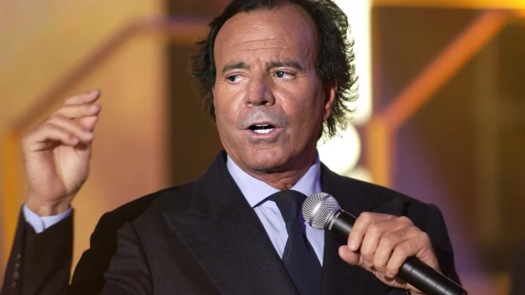Controversia en el PP: Julio Iglesias en el centro de un escándalo de agresiones