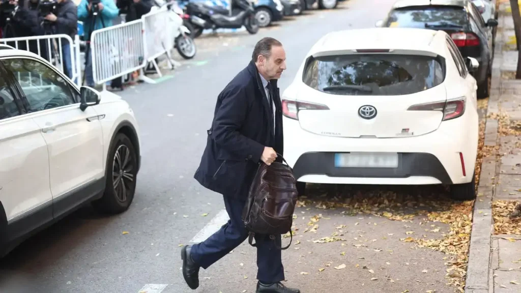 Crisis Política en España: El Impacto del Encarcelamiento de Ábalos
