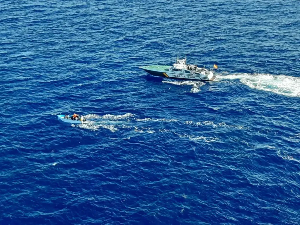 Crisis en la Guardia Civil: La Flota Aérea y Marítima en Peligro por Falta de Inversión