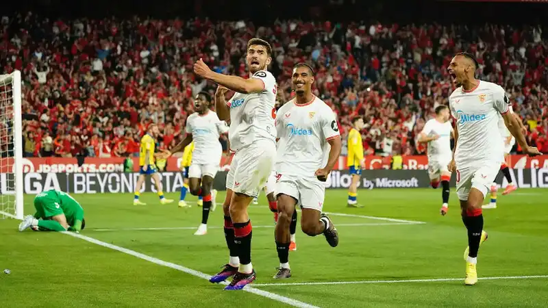 Desafíos y Expectativas del Sevilla FC en un Mes Crítico