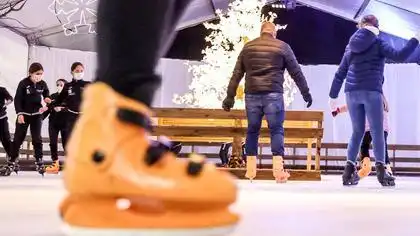 Diversión sobre Hielo: Las Pistas de Patinaje en Asturias para esta Navidad