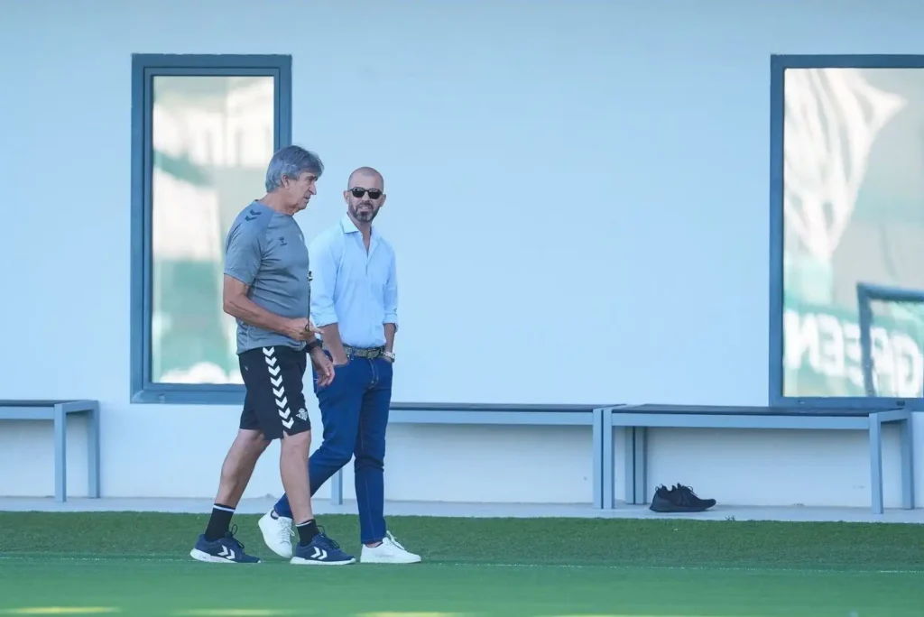 El Betis ante un Desafío: Lesiones y la Necesidad de Refuerzos en el Mercado de Invierno