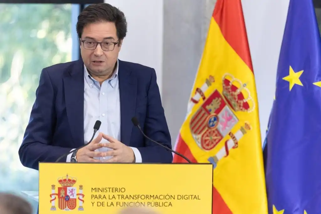 El Gobierno y la Subida Salarial de Funcionarios: Un Acuerdo con Desafíos