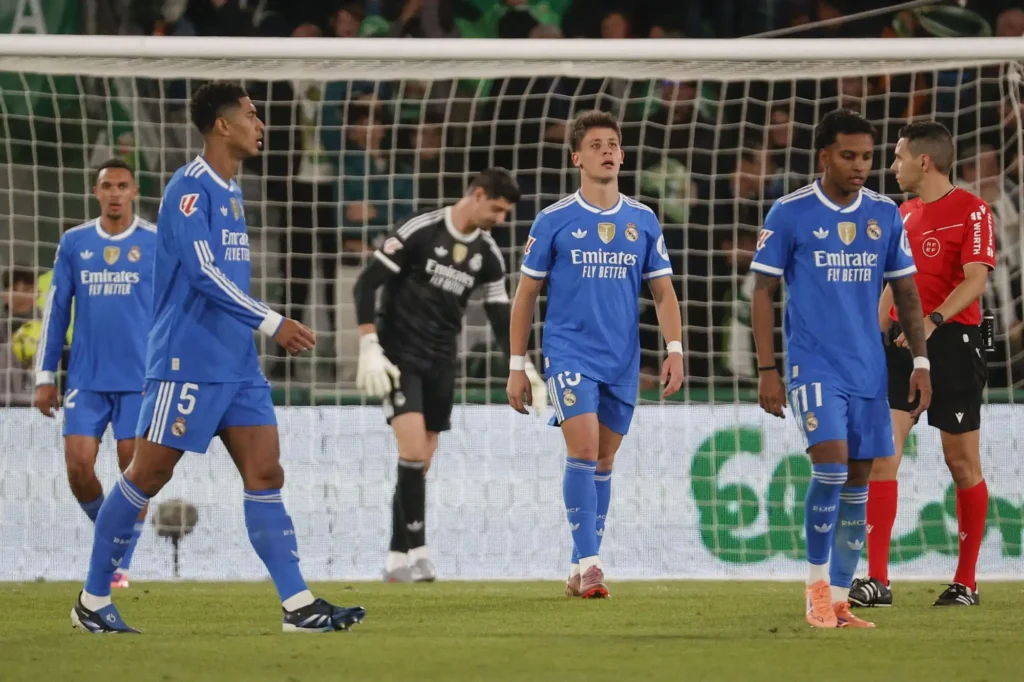 El Real Madrid y su lucha defensiva: Un partido lleno de emociones en Grecia