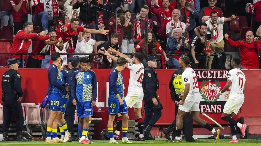El Sevilla FC ante un Desafío Crucial: La Lucha por la Permanencia