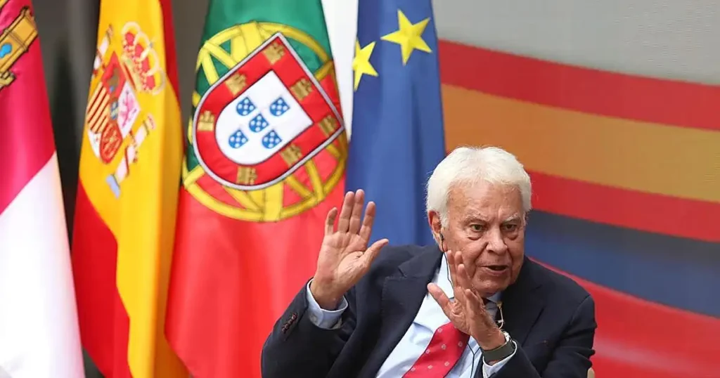 Felipe González y su Crítica al PSOE: Un Llamado a la Autocrítica y la Responsabilidad