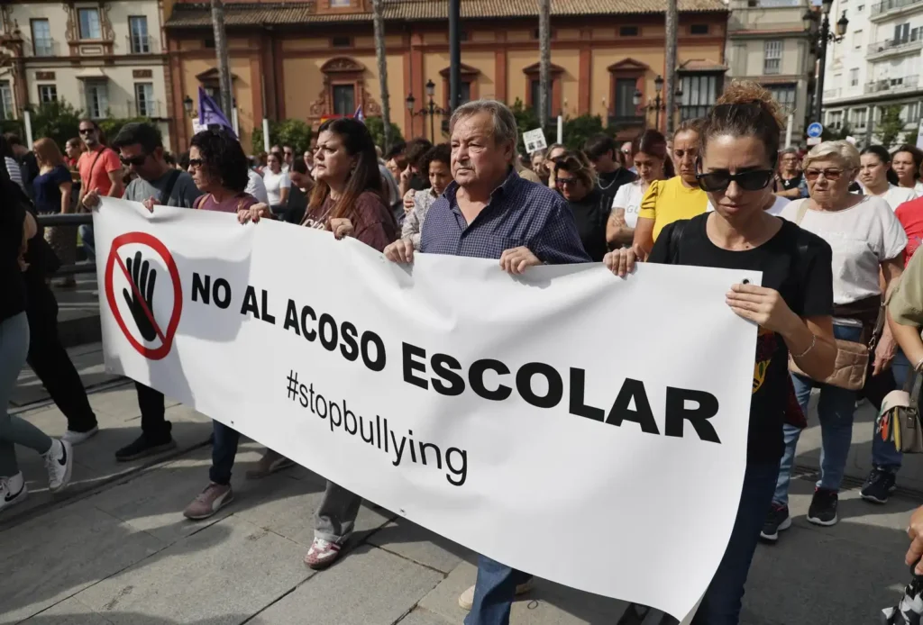 Iniciativa Unida contra el Acoso Escolar en Sevilla: Un Llamado a la Conciencia Social