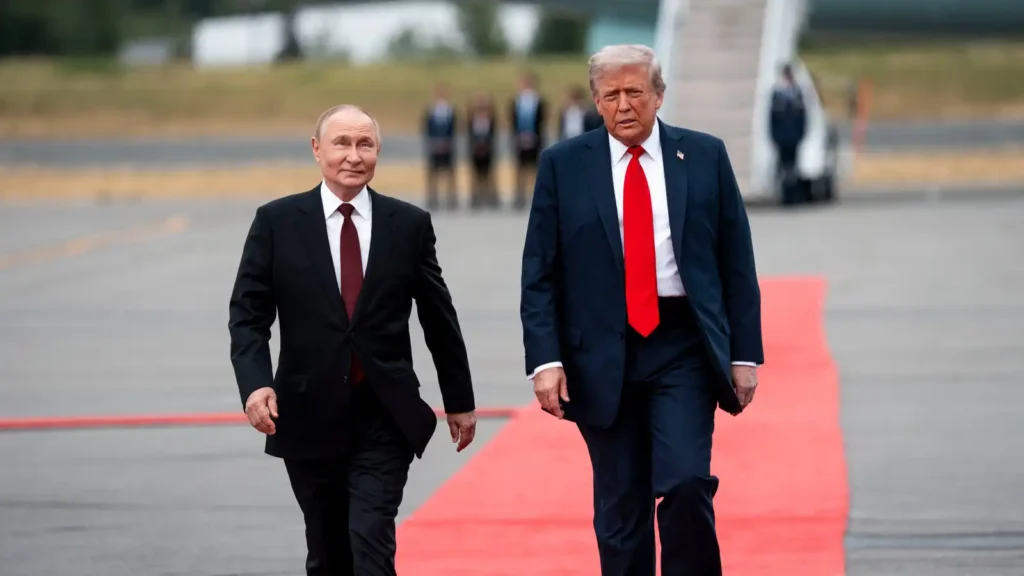 La Estrategia Energética de Trump: Levantamiento Temporal de Sanciones a Rusia