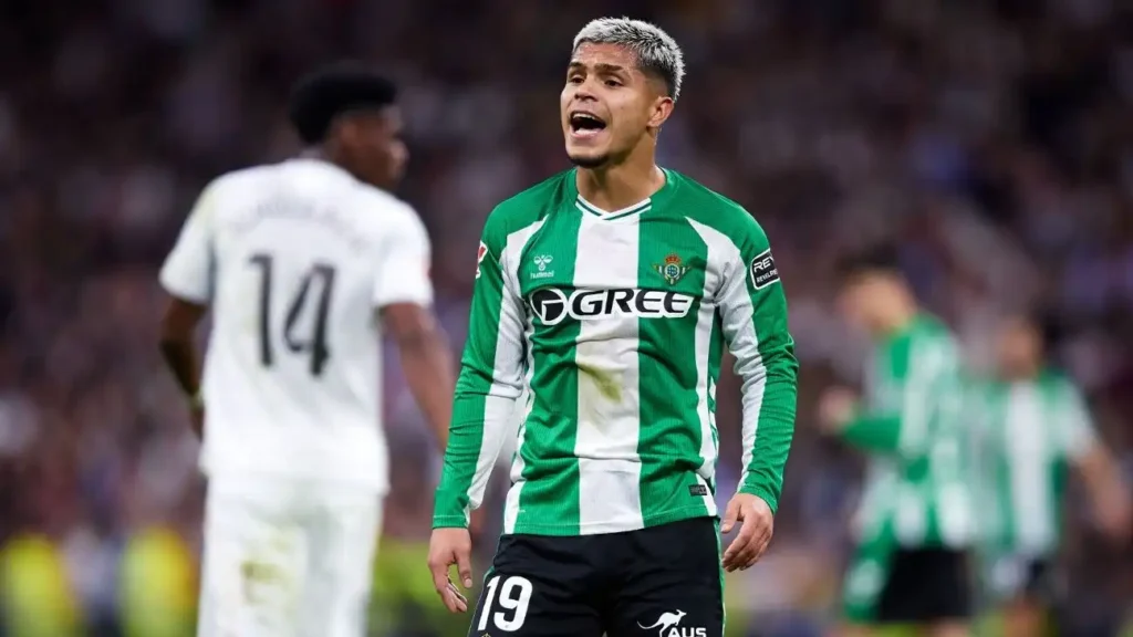 La Recuperación de Cucho Hernández: Un Camino Lento pero Esperanzador