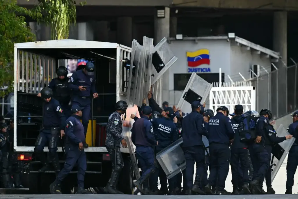 Liberación de Presos Españoles en Venezuela: Un Viaje a la Libertad con Restricciones