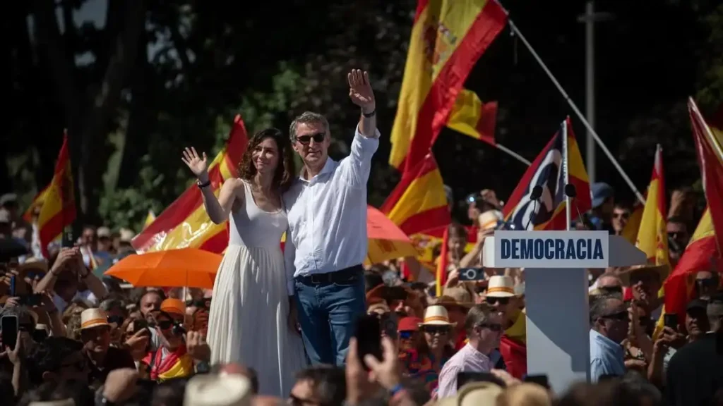 Masiva Manifestación en Madrid: El PP Exige Elecciones Anticipadas