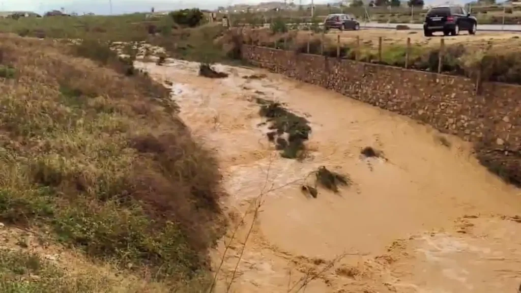 Murcia en Alerta: Lluvias Torrenciales y Riesgo de Desbordamiento