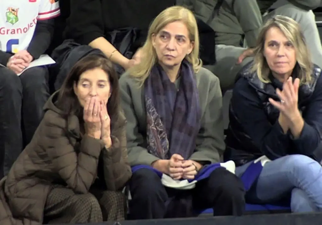 Reencuentro Tenso: La Infanta Cristina e Iñaki Urdangarin en el Partido de su Hijo