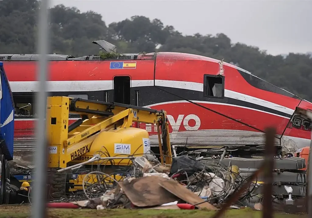 Tragedia Ferroviaria en Adamuz: Un Análisis de la Confusión y la Tecnología en el Accidente