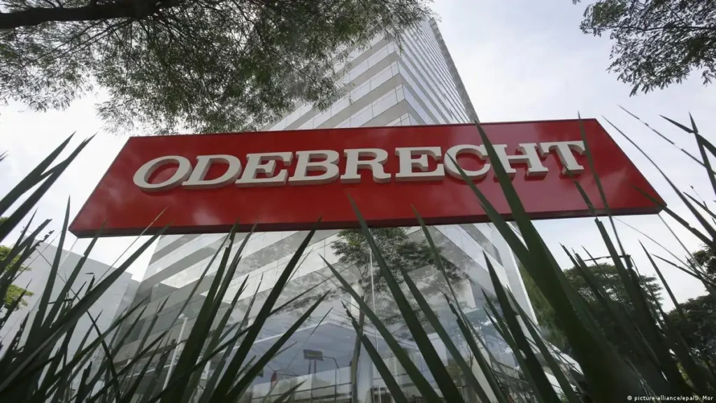 Trama de Corrupción en el Gobierno: Investigaciones sobre Edificios Históricos y Comisiones