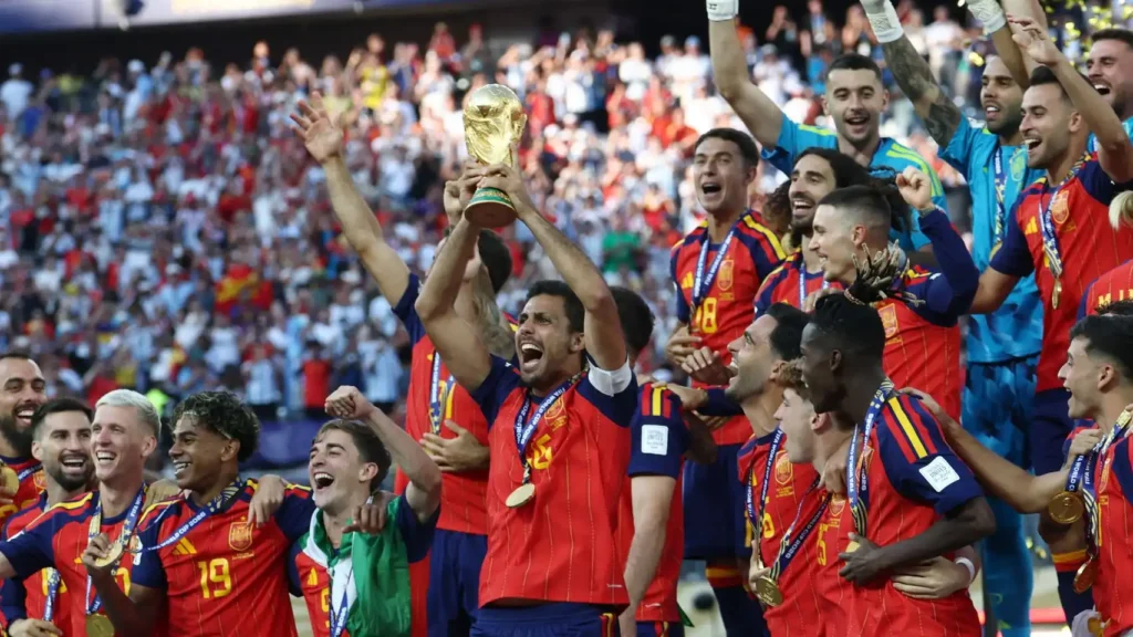 Balón de Oro 2026: Rodri, Yamal y Messi lideran la disputa tras la segunda estrella de España