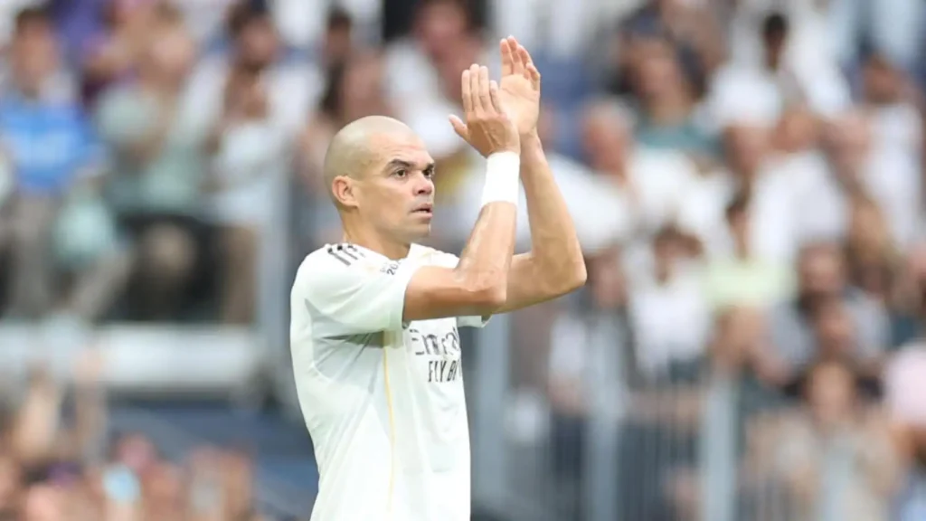 Corazón Classic Match 2026 en el Santiago Bernabéu: Pepe lidera la remontada benéfica tras reelección de Florentino Pérez