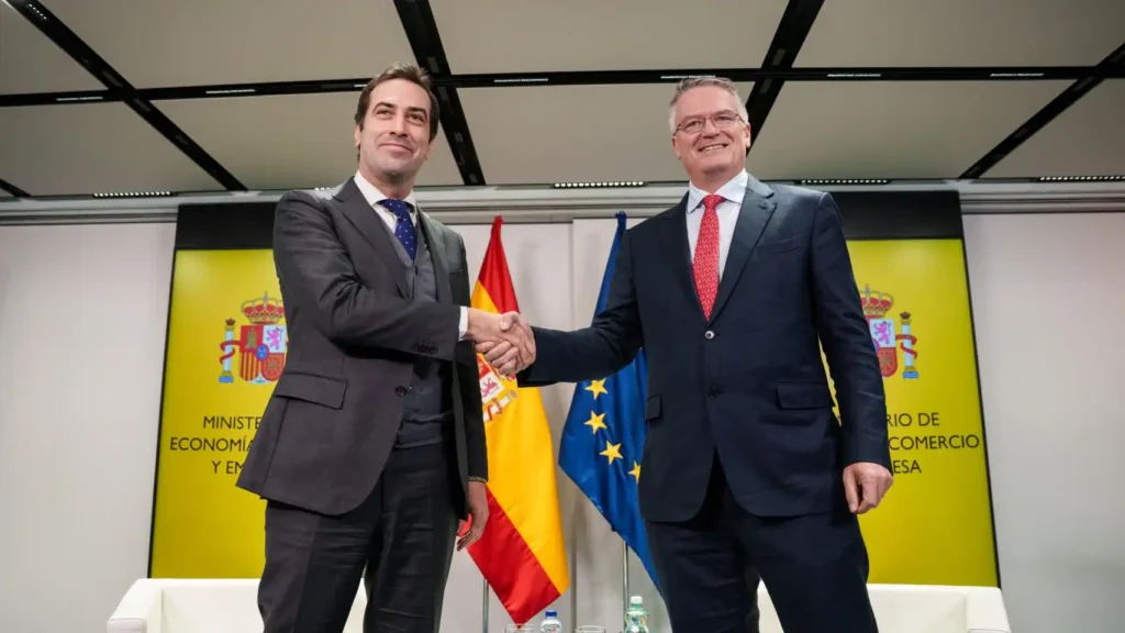 Crecimiento España 2026 OCDE: ¿Qué significa el 2,2% de PIB y el salto a 3,3% de inflación?