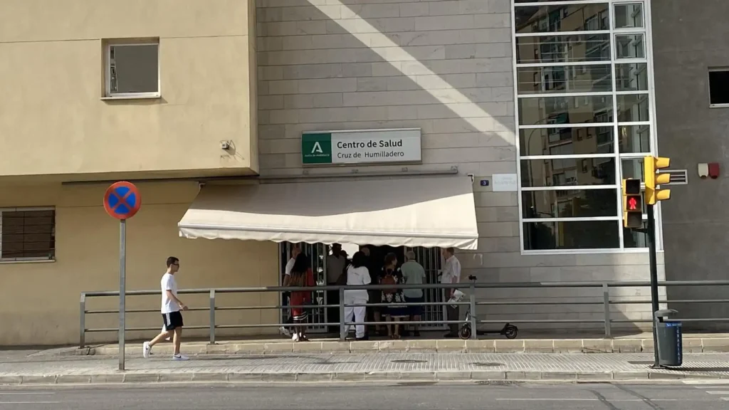 Crisis de citas en Málaga: una de cada cinco pacientes se queda sin atención presencial en Atención Primaria