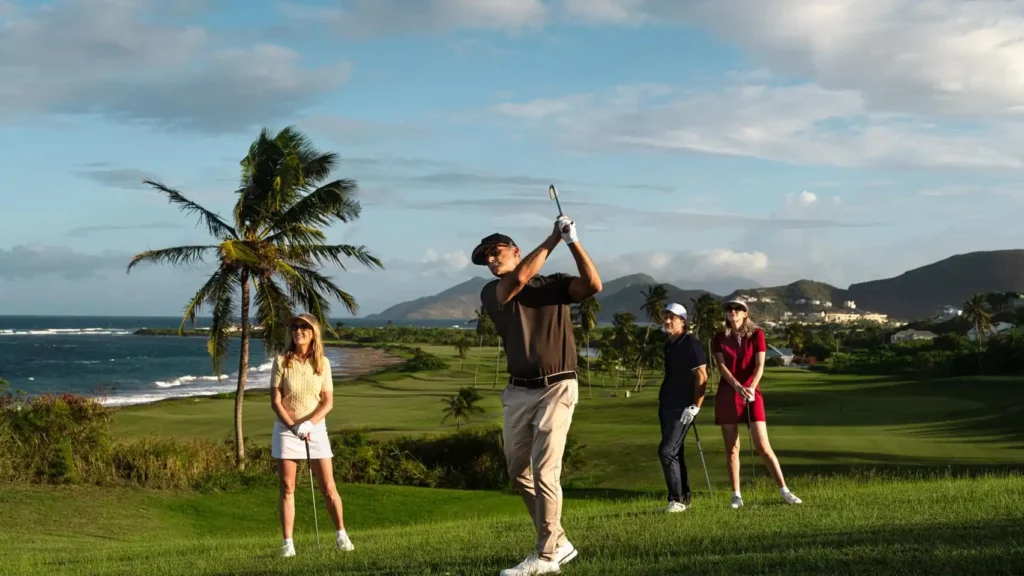 Cruceros de golf de lujo con Silversea: cómo navegar y jugar en los campos más legendarios del mundo