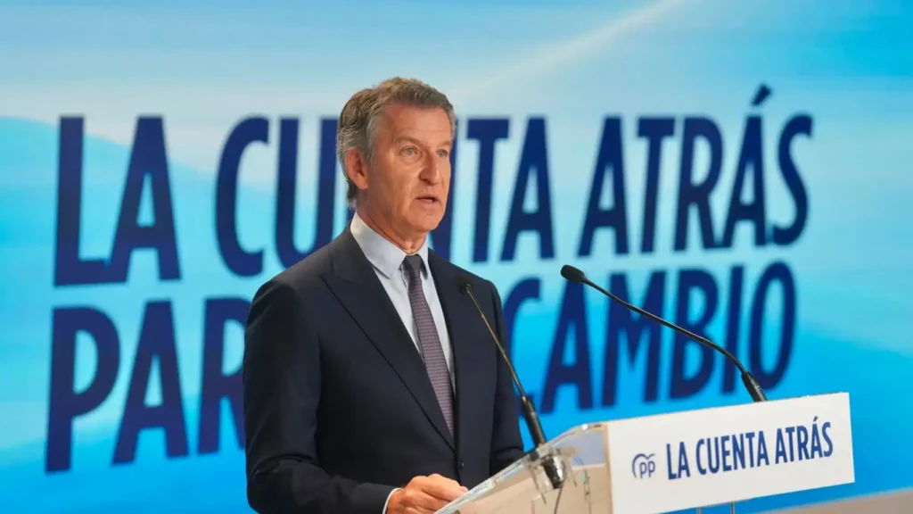 Feijóo acusa al Gobierno de Sánchez de agotamiento político y corrupción tras el caso Zapatero