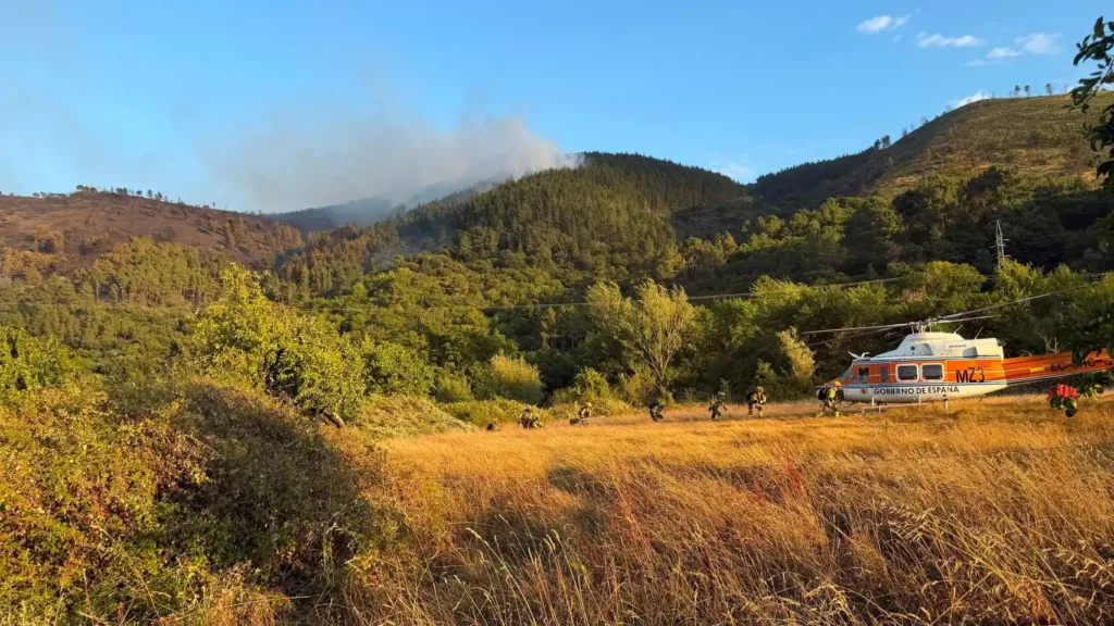 Incendio forestal de Ribas de Sil: 190 hectáreas quemadas tras cinco días de lucha contra el fuego