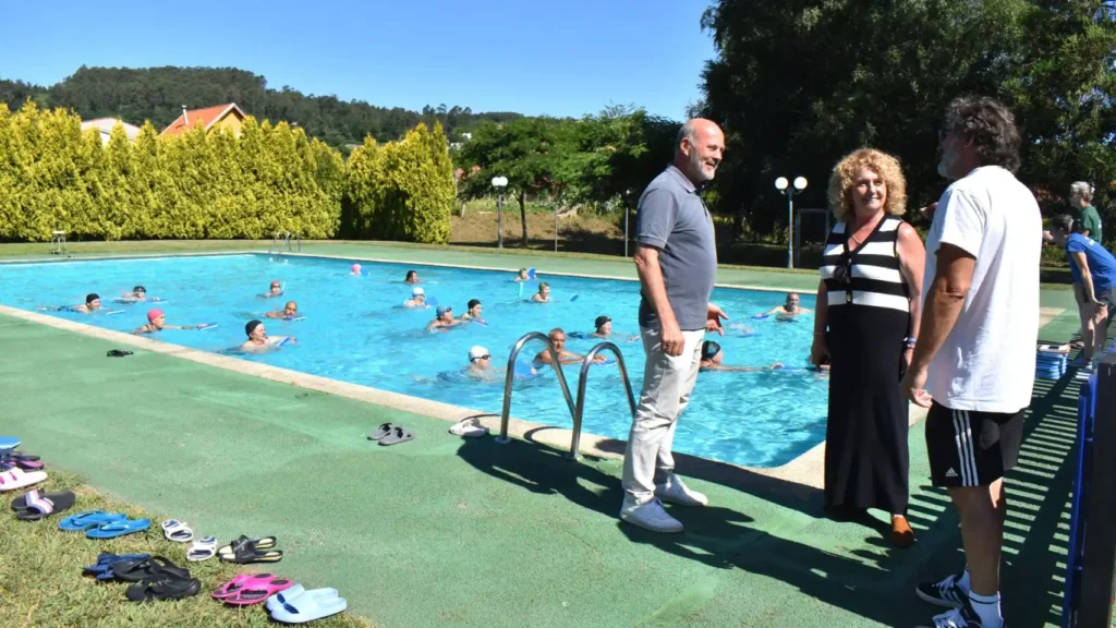 Piscina municipal de Mos abre su temporada estival: horarios, actividades y medidas de acceso