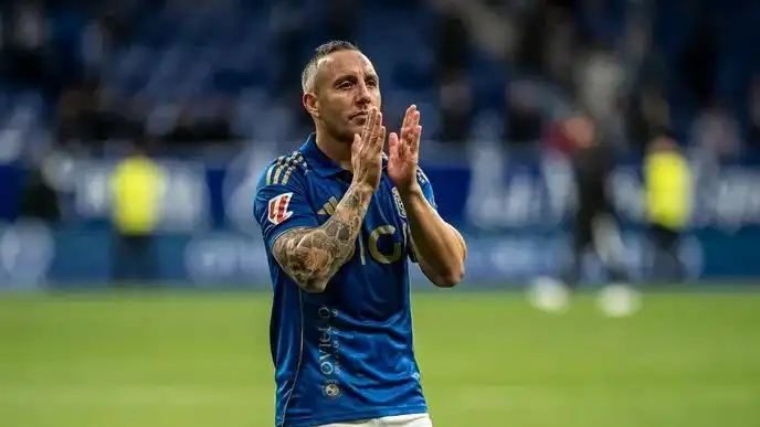 Santi Cazorla se retira a los 41 años: el adiós del último romántico de la generación dorada del fútbol español
